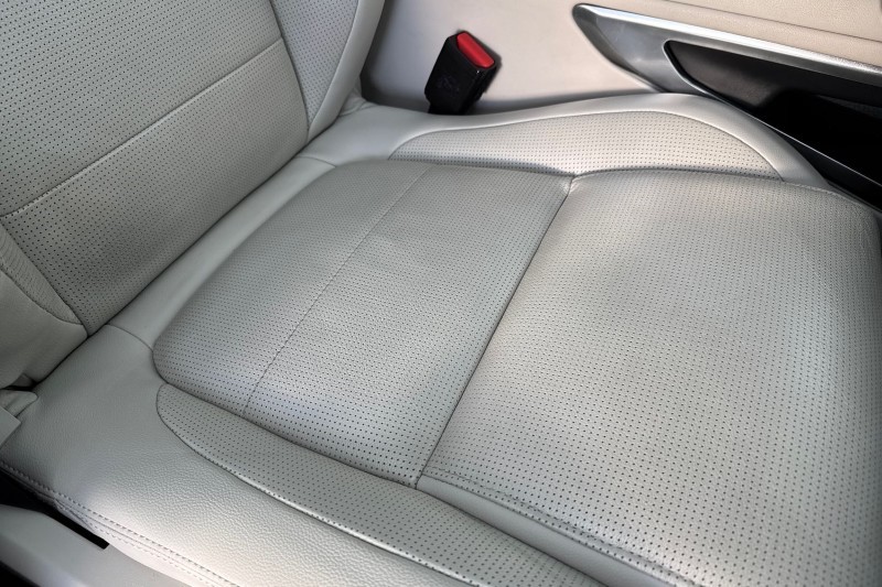 2022 (22) JAGUAR F-PACE 2.0 D200 R-Dynamic SE 5dr Auto AWD 4949690