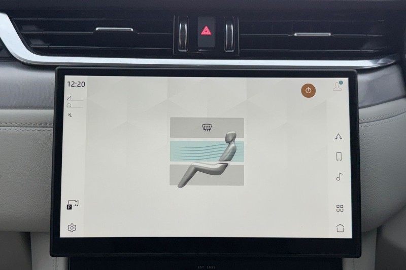 2022 (22) JAGUAR F-PACE 2.0 D200 R-Dynamic SE 5dr Auto AWD 4949696