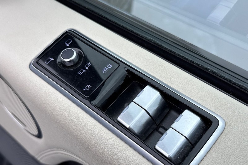 2021 (21) LAND ROVER RANGE ROVER 3.0 D300 Westminster Black 4dr Auto 4957469