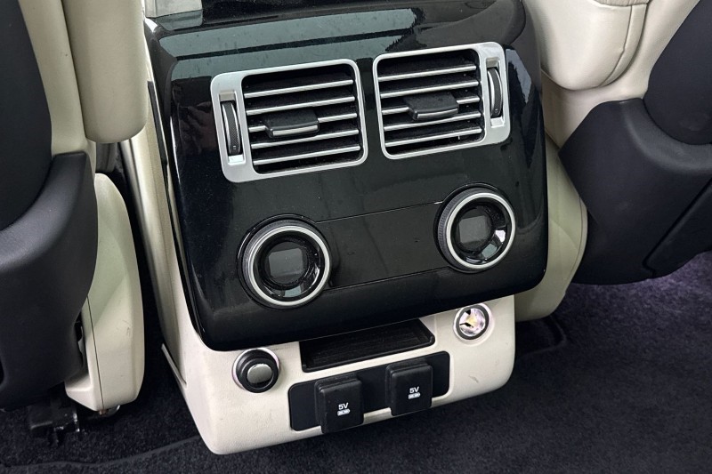 2021 (21) LAND ROVER RANGE ROVER 3.0 D300 Westminster Black 4dr Auto 4957464