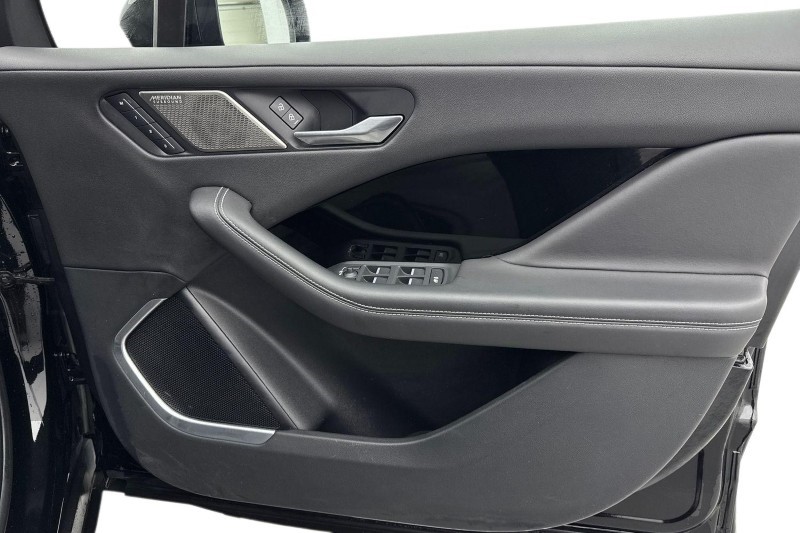 2023 (23) JAGUAR I-PACE 294kW EV400 HSE Black 90kWh 5dr Auto 11kW Charger 5053392