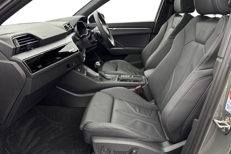 2025 (25) AUDI Q3 40 TFSI Quattro Black Ed 5dr S Tronic [20" Alloy] 4947468