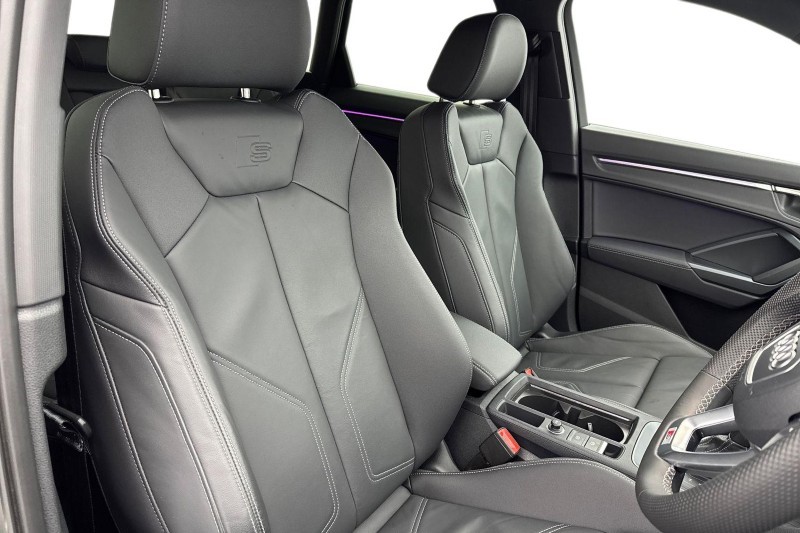 2025 (25) AUDI Q3 40 TFSI Quattro Black Ed 5dr S Tronic [20" Alloy] 4947389