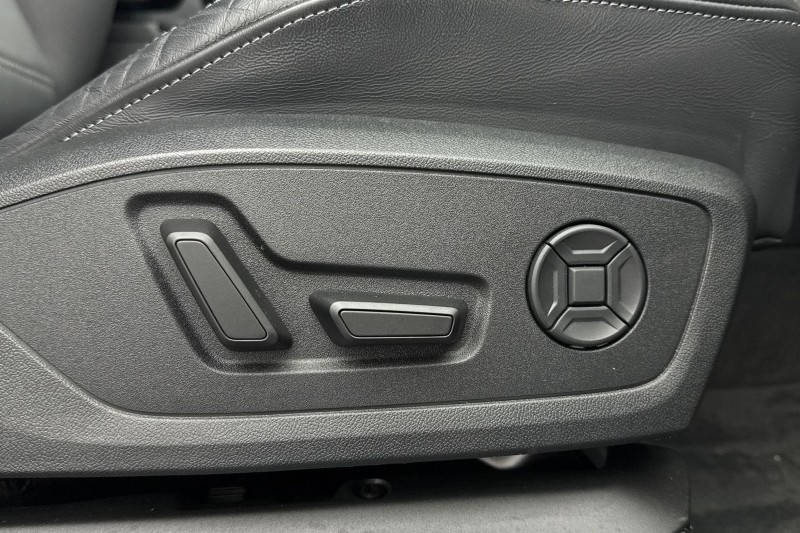 2025 (25) AUDI Q3 40 TFSI Quattro Black Ed 5dr S Tronic [20" Alloy] 4947438