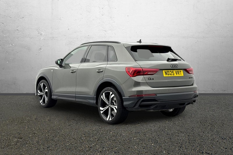 2025 (25) AUDI Q3 40 TFSI Quattro Black Ed 5dr S Tronic [20" Alloy] 4947365