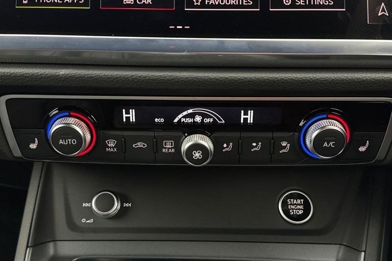 2025 (25) AUDI Q3 40 TFSI Quattro Black Ed 5dr S Tronic [20" Alloy] 4947444