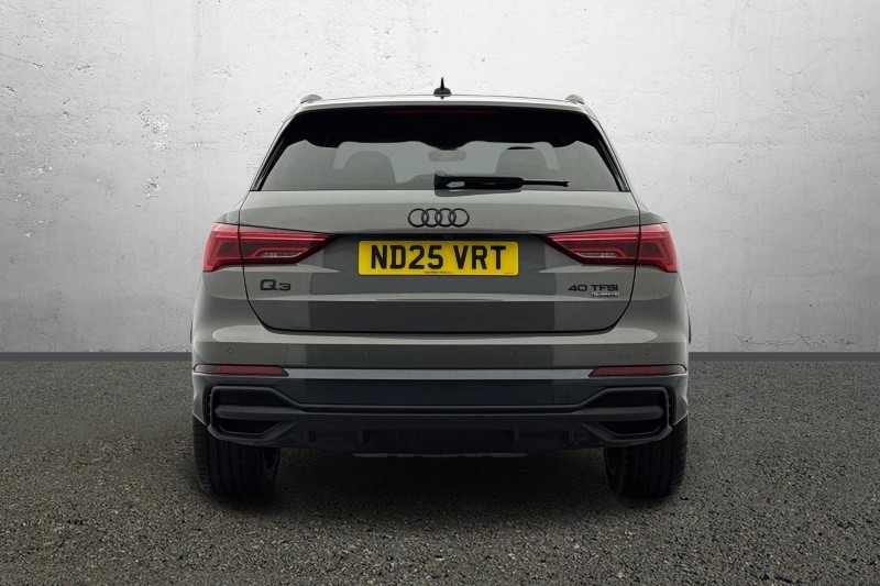 2025 (25) AUDI Q3 40 TFSI Quattro Black Ed 5dr S Tronic [20" Alloy] 4947471