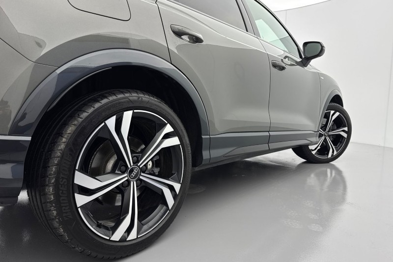 2025 (25) AUDI Q3 40 TFSI Quattro Black Ed 5dr S Tronic [20" Alloy] 4947509