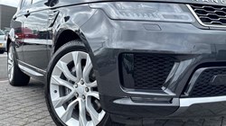 2020 (70) LAND ROVER RANGE ROVER SPORT 3.0 P400 HSE 5dr Auto 5638100