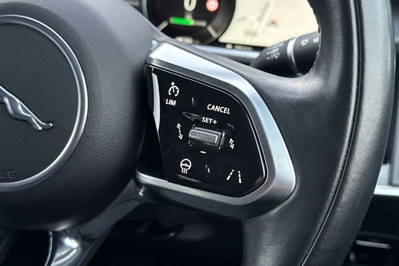 2022 (71) JAGUAR I-PACE 294kW EV400 Black 90kWh 5dr Auto [11kW Charger] 4957667