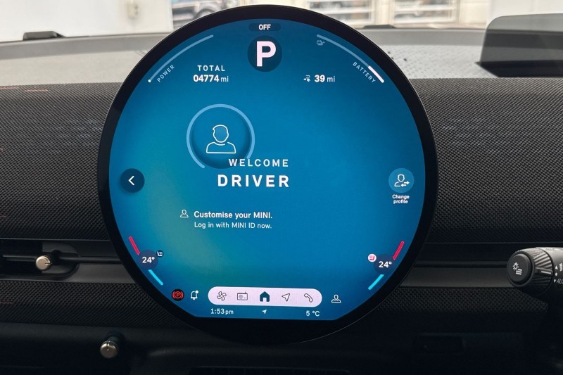 2025 (25) MINI ACEMAN 160kW SE Sport 54kWh 5dr Auto 4950235