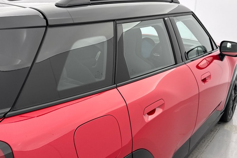 2025 (25) MINI ACEMAN 160kW SE Sport 54kWh 5dr Auto 4950264