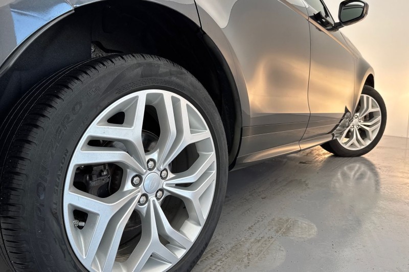 2020 (20) LAND ROVER RANGE ROVER EVOQUE 2.0 D180 R-Dynamic SE 5dr Auto 4953358