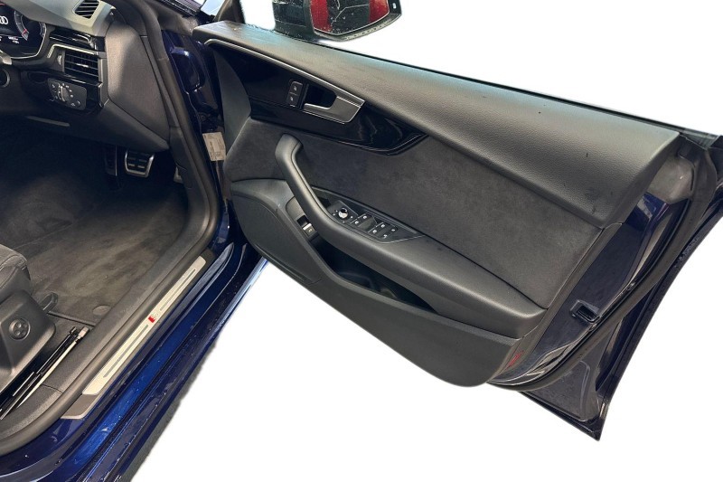 2024 (24) AUDI A5 35 TFSI Black Edition 5dr S Tronic 5048440