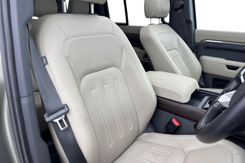 2021 (71) LAND ROVER DEFENDER 3.0 D250 SE 110 5dr Auto 4955848