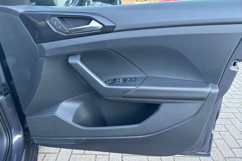  VOLKSWAGEN T-CROSS 1.0 TSI Match 5dr 4786254