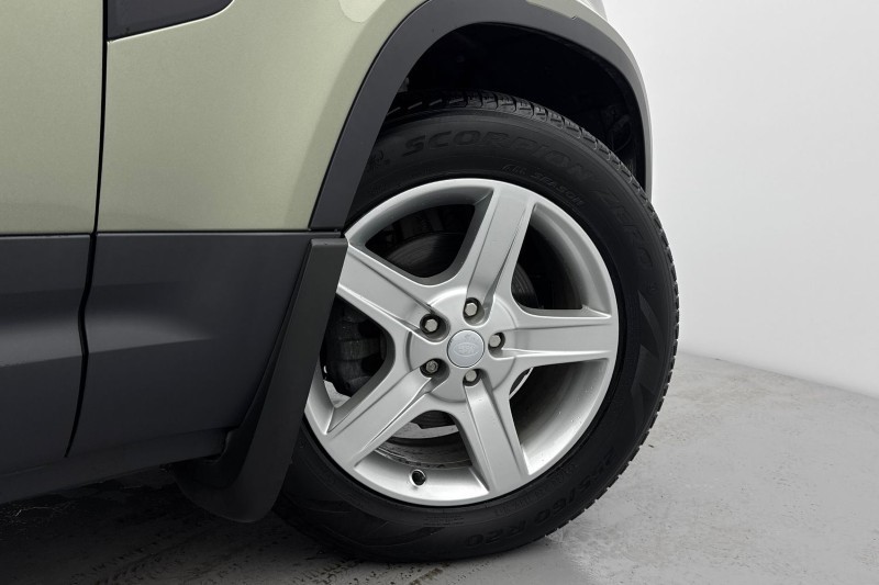 2021 (71) LAND ROVER DEFENDER 3.0 D250 SE 110 5dr Auto 4955866