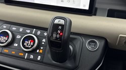 2021 (71) LAND ROVER DEFENDER 3.0 D250 SE 110 5dr Auto 4955834