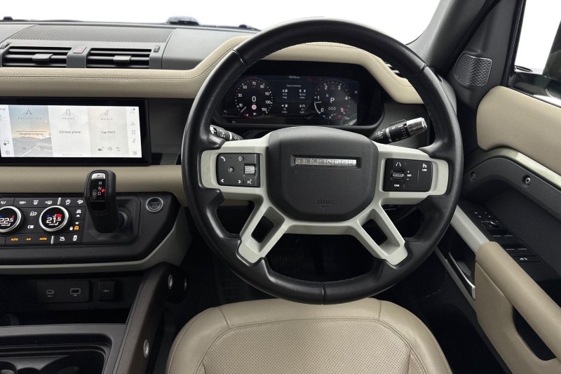 2021 (71) LAND ROVER DEFENDER 3.0 D250 SE 110 5dr Auto 4955836
