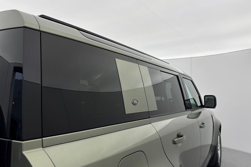 2021 (71) LAND ROVER DEFENDER 3.0 D250 SE 110 5dr Auto 4955868