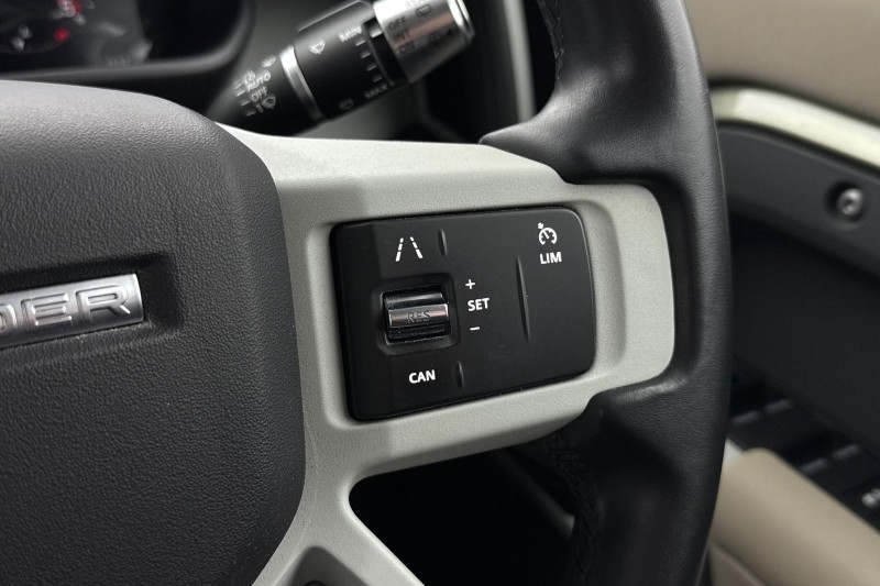 2021 (71) LAND ROVER DEFENDER 3.0 D250 SE 110 5dr Auto 4955850