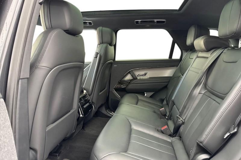 2025 (25) LAND ROVER RANGE ROVER SPORT 3.0 D250 Edition 5dr Auto 4959347