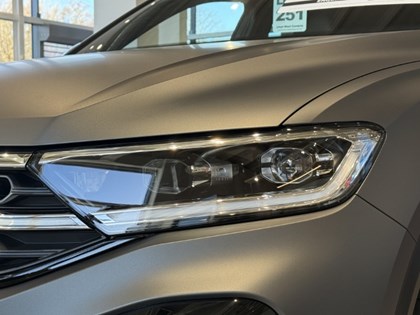 VOLKSWAGEN T-ROC 1.5 TSI Black Edition 5dr DSG