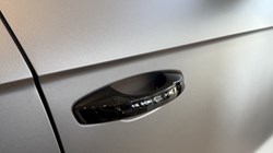 VOLKSWAGEN T-ROC 1.5 TSI Black Edition 5dr DSG 4815810