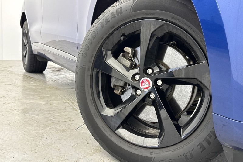 2022 (22) JAGUAR F-PACE 2.0 D200 R-Dynamic SE 5dr Auto AWD 4965584