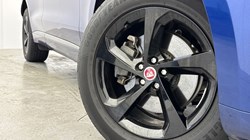 2022 (22) JAGUAR F-PACE 2.0 D200 R-Dynamic SE 5dr Auto AWD 4965584