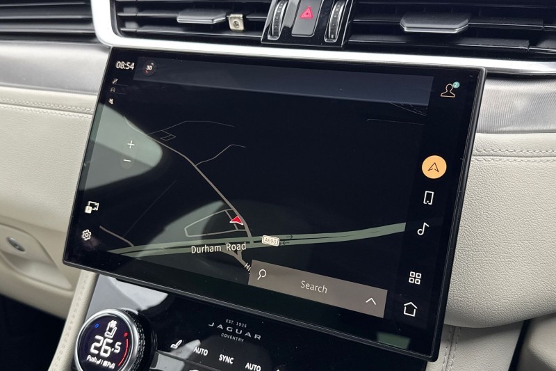 2022 (22) JAGUAR F-PACE 2.0 D200 R-Dynamic SE 5dr Auto AWD 4965556