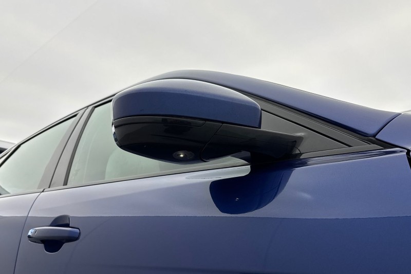 2022 (22) JAGUAR F-PACE 2.0 D200 R-Dynamic SE 5dr Auto AWD 4965590