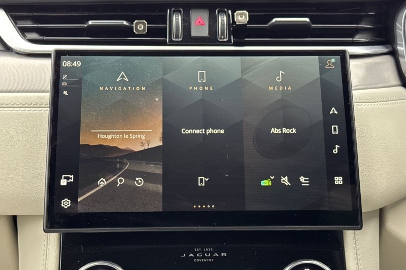 2022 (22) JAGUAR F-PACE 2.0 D200 R-Dynamic SE 5dr Auto AWD 4965573