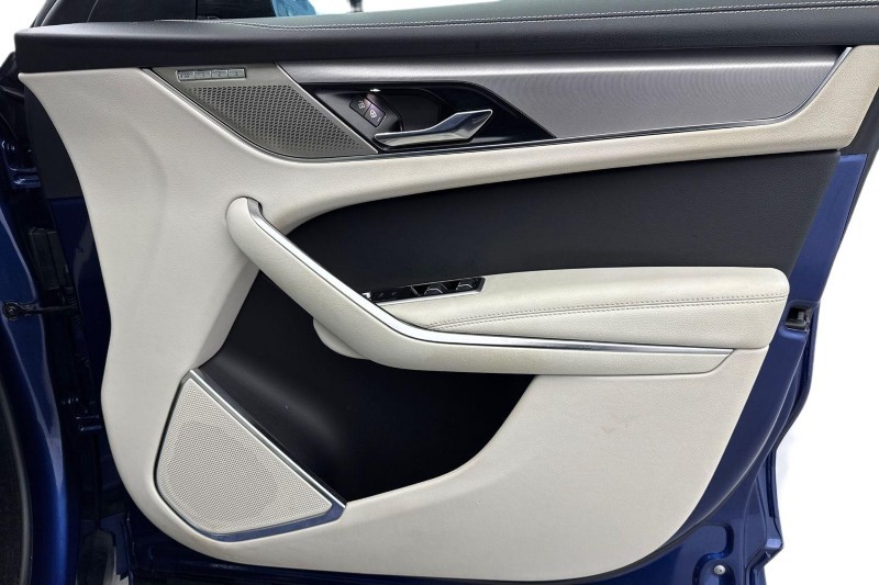 2022 (22) JAGUAR F-PACE 2.0 D200 R-Dynamic SE 5dr Auto AWD 4965566