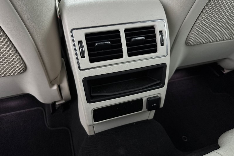 2022 (22) JAGUAR F-PACE 2.0 D200 R-Dynamic SE 5dr Auto AWD 4965563