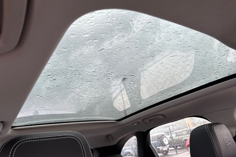 2016 (66) JAGUAR F-PACE 3.0 Supercharged V6 S 5dr Auto AWD 5000910