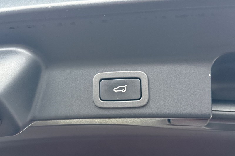 2016 (66) JAGUAR F-PACE 3.0 Supercharged V6 S 5dr Auto AWD 5000927