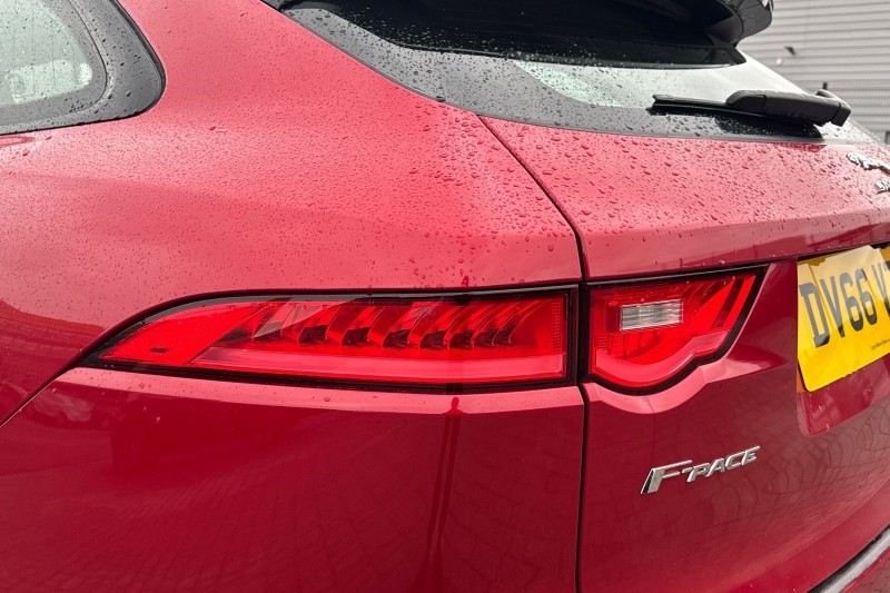 2016 (66) JAGUAR F-PACE 3.0 Supercharged V6 S 5dr Auto AWD 5000908