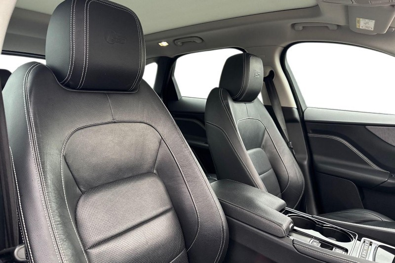 2016 (66) JAGUAR F-PACE 3.0 Supercharged V6 S 5dr Auto AWD 5000916