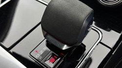 2022 (22) LAND ROVER RANGE ROVER VELAR 2.0 D200 R-Dynamic SE 5dr Auto 4979832