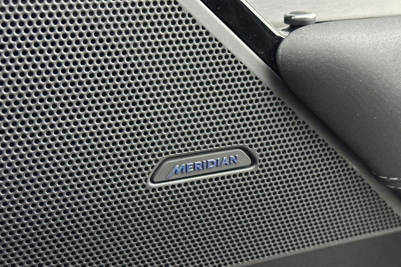 2022 (22) LAND ROVER RANGE ROVER VELAR 2.0 D200 R-Dynamic SE 5dr Auto 4979868