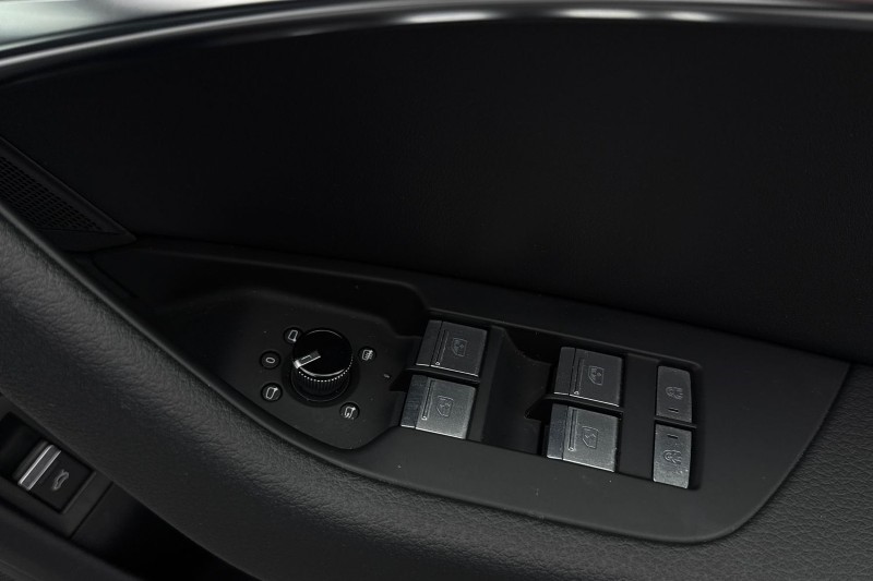 2023 (23) AUDI A7 40 TDI Quattro Black Edition 5dr S Tronic 5005372