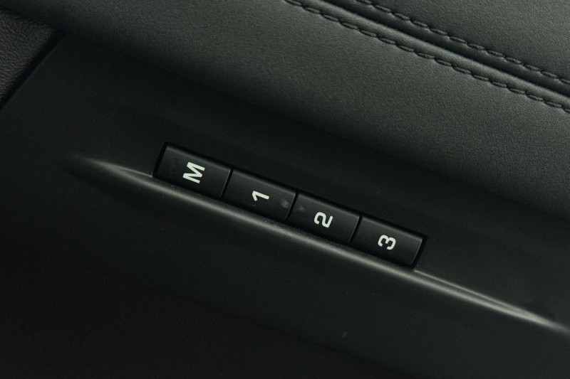 2023 (72) LAND ROVER RANGE ROVER EVOQUE 2.0 D200 R-Dynamic SE 5dr Auto 4992922