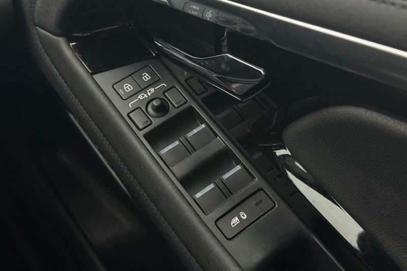 2023 (72) LAND ROVER RANGE ROVER EVOQUE 2.0 D200 R-Dynamic SE 5dr Auto 4992895