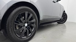 2025 (25) LAND ROVER RANGE ROVER 3.0 P400 SE 4dr Auto 4986608