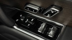 2025 (25) LAND ROVER RANGE ROVER 3.0 P400 SE 4dr Auto 4986588