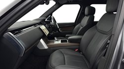 2025 (25) LAND ROVER RANGE ROVER 3.0 P400 SE 4dr Auto 4986568