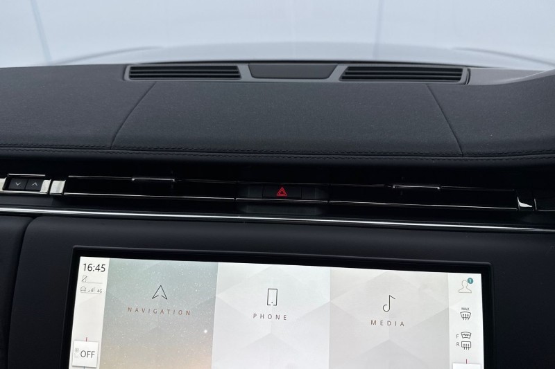 2025 (25) LAND ROVER RANGE ROVER 3.0 P400 SE 4dr Auto 4986597