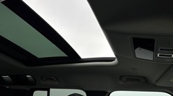 2023 (73) LAND ROVER DEFENDER 3.0 D250 SE 110 5dr Auto 5058572