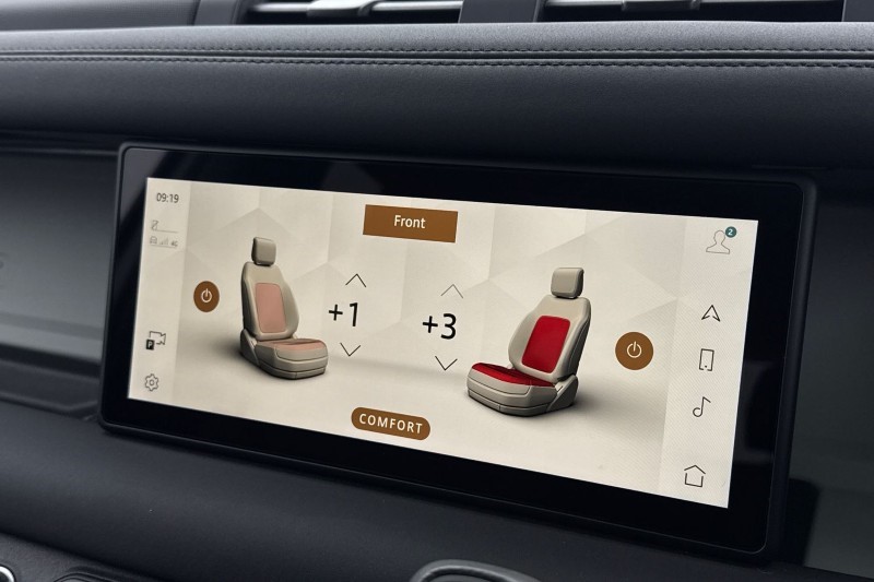 2023 (73) LAND ROVER DEFENDER 3.0 D250 SE 110 5dr Auto 5058557